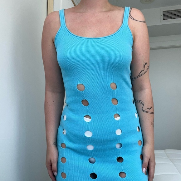 house of sunny canopy dress - Picture 3 of 13